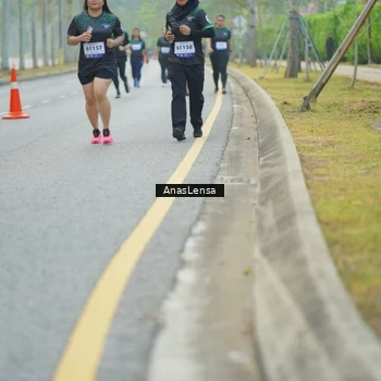 Runner Photo 8183366