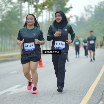 Runner Photo 8183380