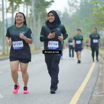 Runner Photo 8183397