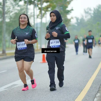 Runner Photo 8183613