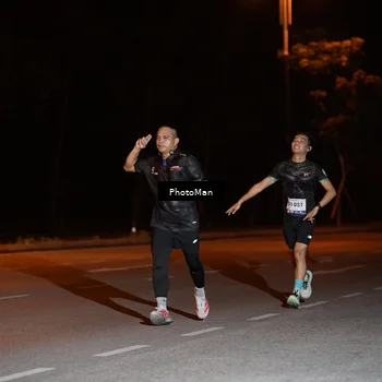 Runner Photo 8183789