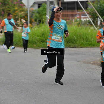 Runner Photo 8183898