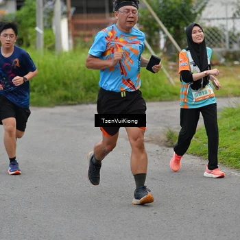 Runner Photo 8183899
