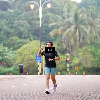Runner Photo 8184001