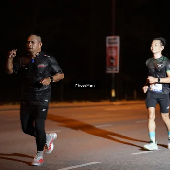 Runner Photo 8184049