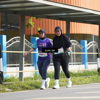 Runner Photo 8184069