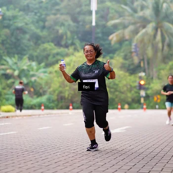 Runner Photo 8184076