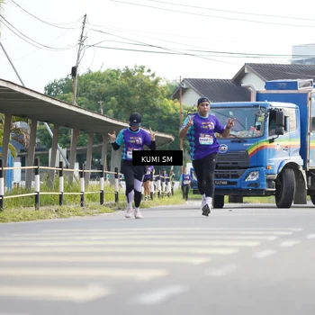 Runner Photo 8184102