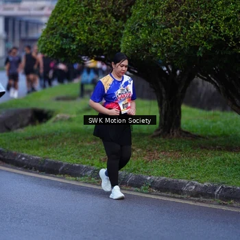 Runner Photo 8184201