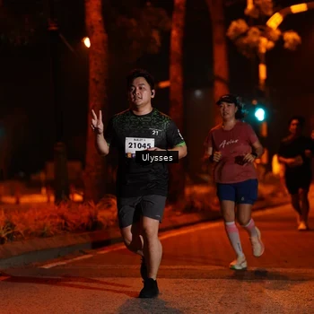 Runner Photo 8184258