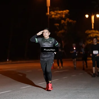 Runner Photo 8184264