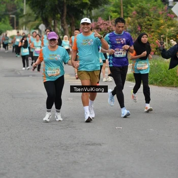 Runner Photo 8184283