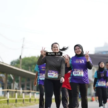 Runner Photo 8184381