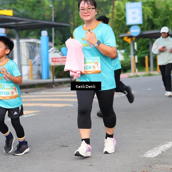 Runner Photo 8184423