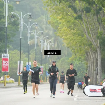 Runner Photo 8184602