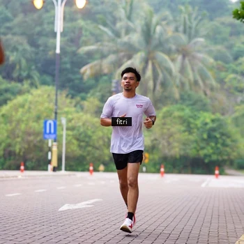 Runner Photo 8185032
