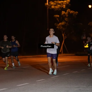 Runner Photo 8185246