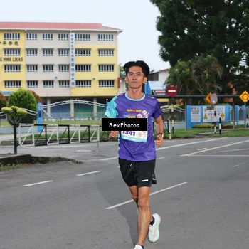 Runner Photo 8185477