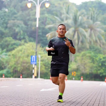 Runner Photo 8185499
