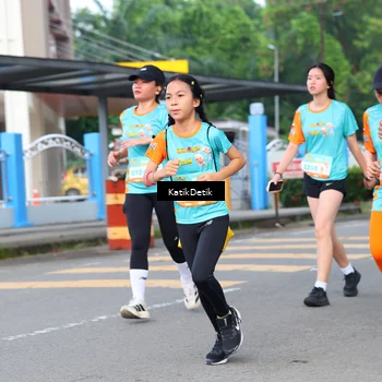 Runner Photo 8185556