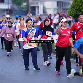Runner Photo 8186003