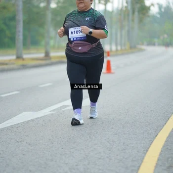 Runner Photo 8186011