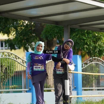 Runner Photo 8186026