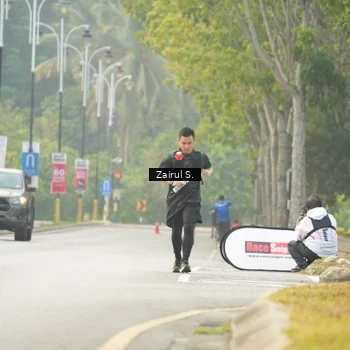 Runner Photo 8186064