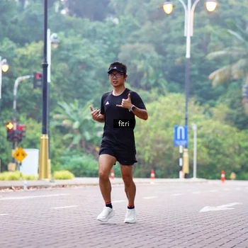 Runner Photo 8186083