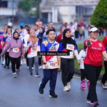 Runner Photo 8186092