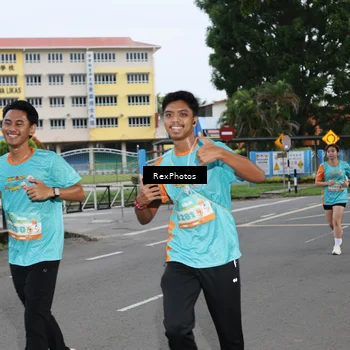 Runner Photo 8186140