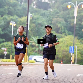 Runner Photo 8186239