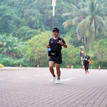 Runner Photo 8186241