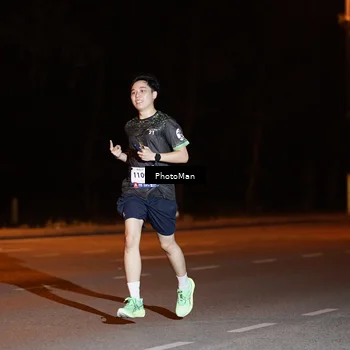 Runner Photo 8186318