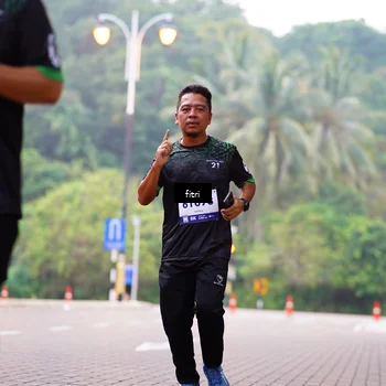 Runner Photo 8186624