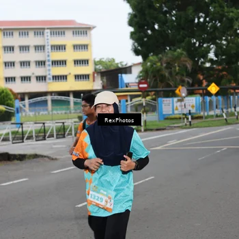 Runner Photo 8186639