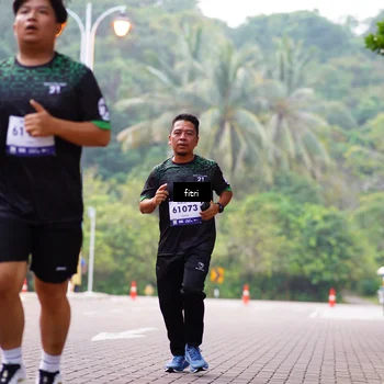 Runner Photo 8186643