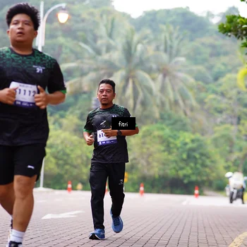Runner Photo 8186654