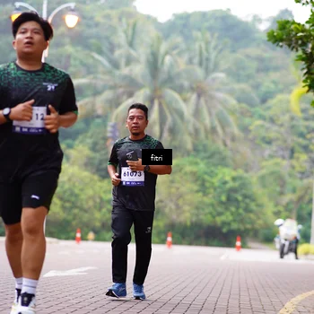 Runner Photo 8186680