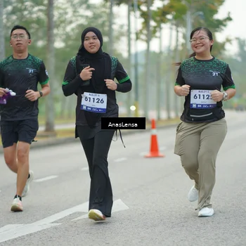 Runner Photo 8186687