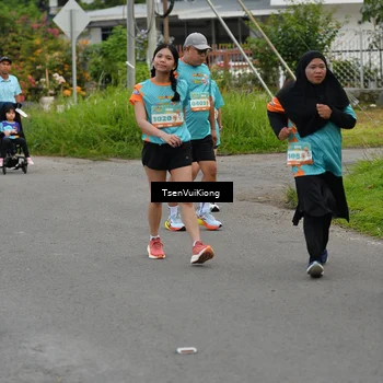 Runner Photo 8186736