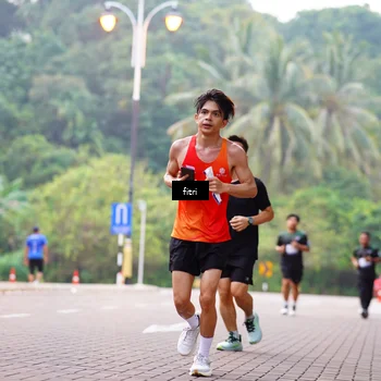 Runner Photo 8186834