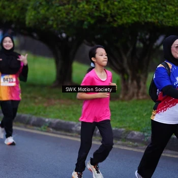 Runner Photo 8186869