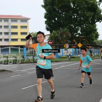 Runner Photo 8186876
