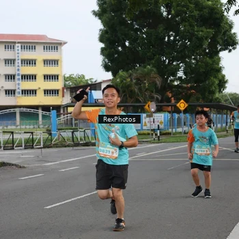 Runner Photo 8186885