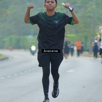 Runner Photo 8186893