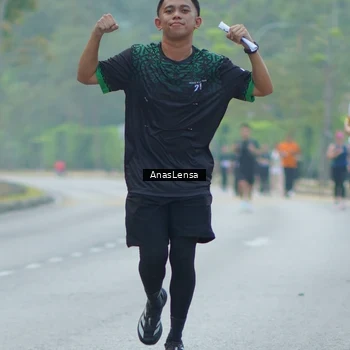 Runner Photo 8186930