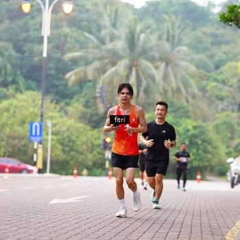 Runner Photo 8186937