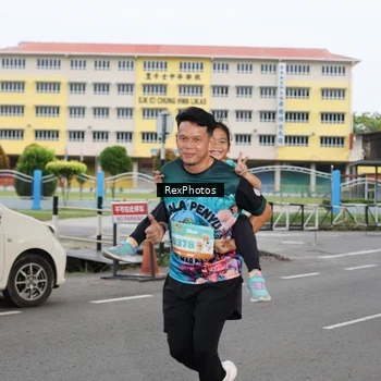 Runner Photo 8186948