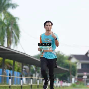 Runner Photo 8186961